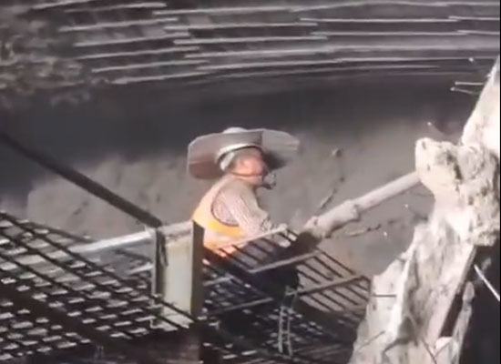 隧道用混凝土濕噴機(jī)施工視頻